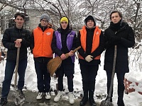 Волонтёры Всероссийского движения #МыВместе помогают в борьбе со стихией